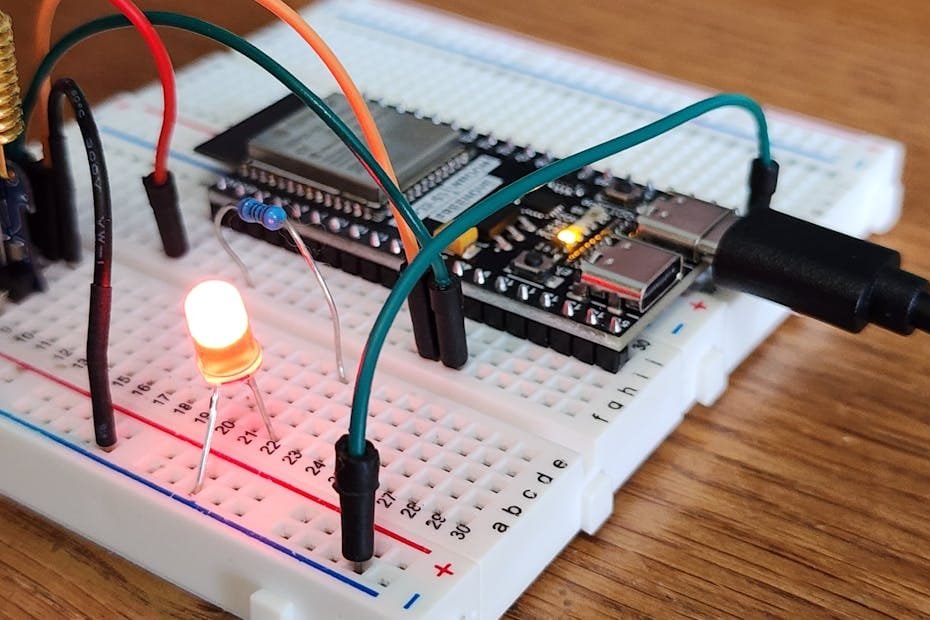 ESP32 and LoRa module